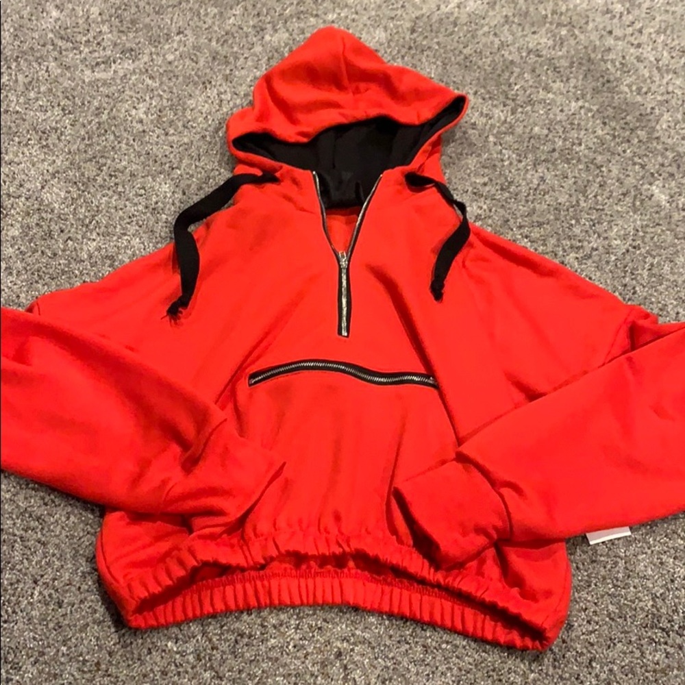 Cropped Hoodie